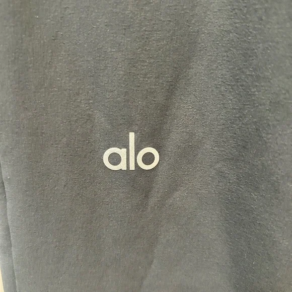 ALO Yoga Women's Gray Wide-Leg Pants - Picture 6 of 6